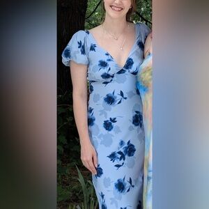 Abercrombie & Fitch Puff Sleeve Floral Midi Dress in Lilac Blue